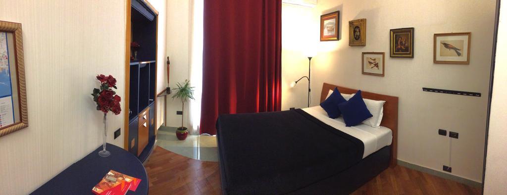 Smln Rooms & Suites Napoli Bagian luar foto