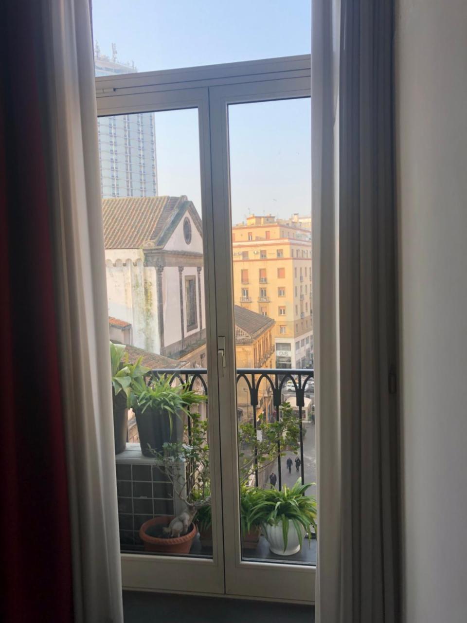 Smln Rooms & Suites Napoli Bagian luar foto