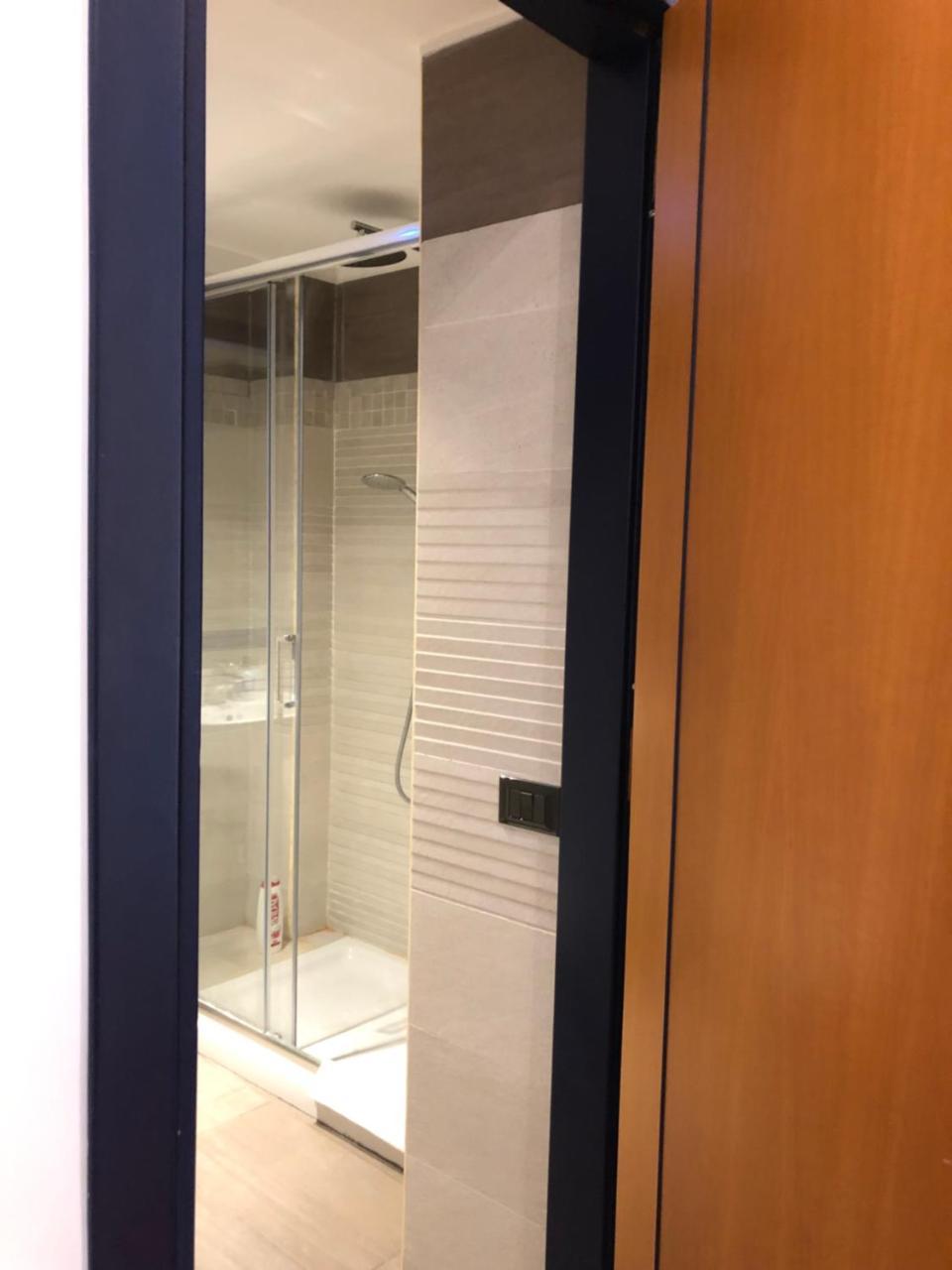 Smln Rooms & Suites Napoli Bagian luar foto