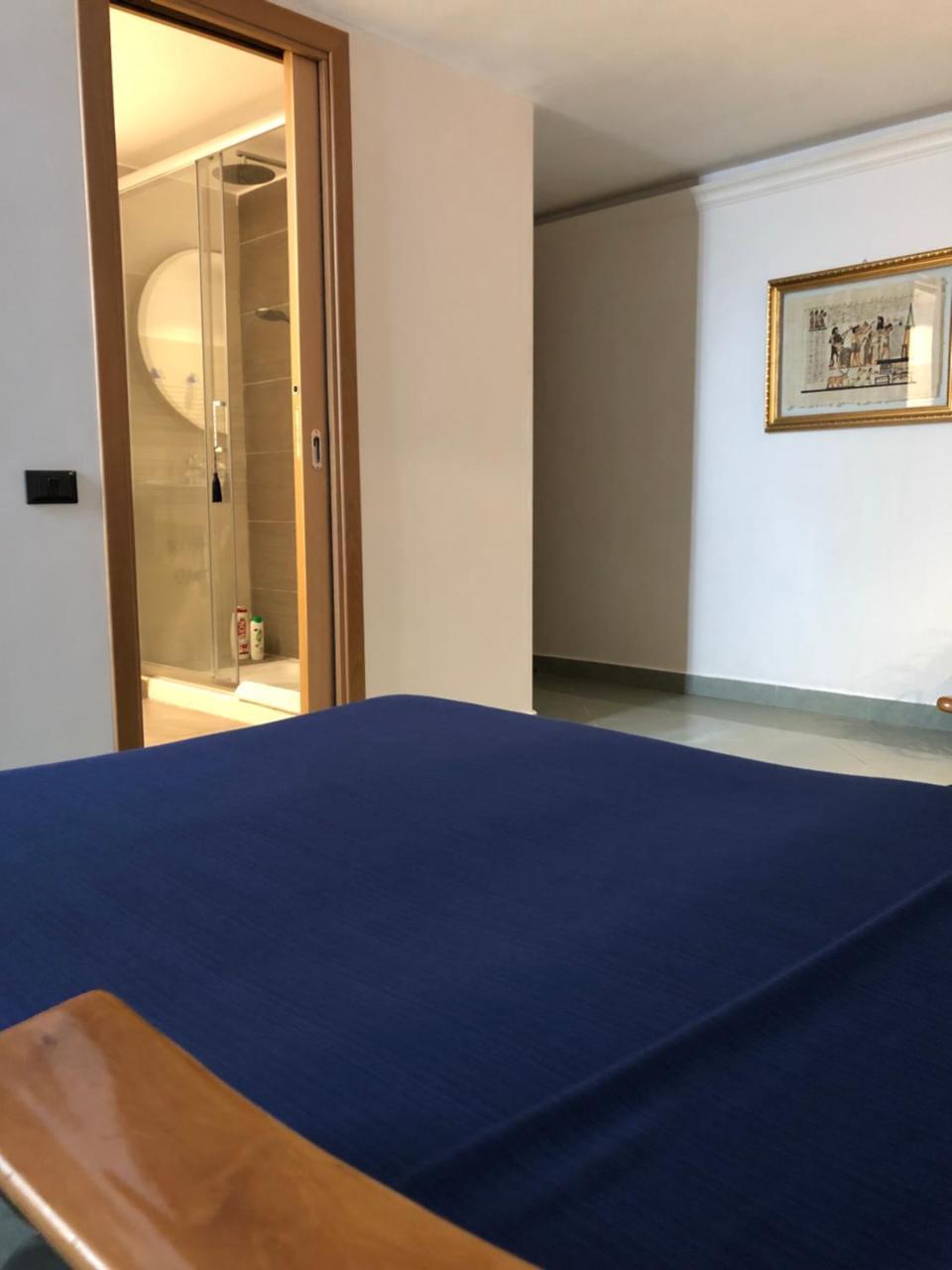 Smln Rooms & Suites Napoli Bagian luar foto