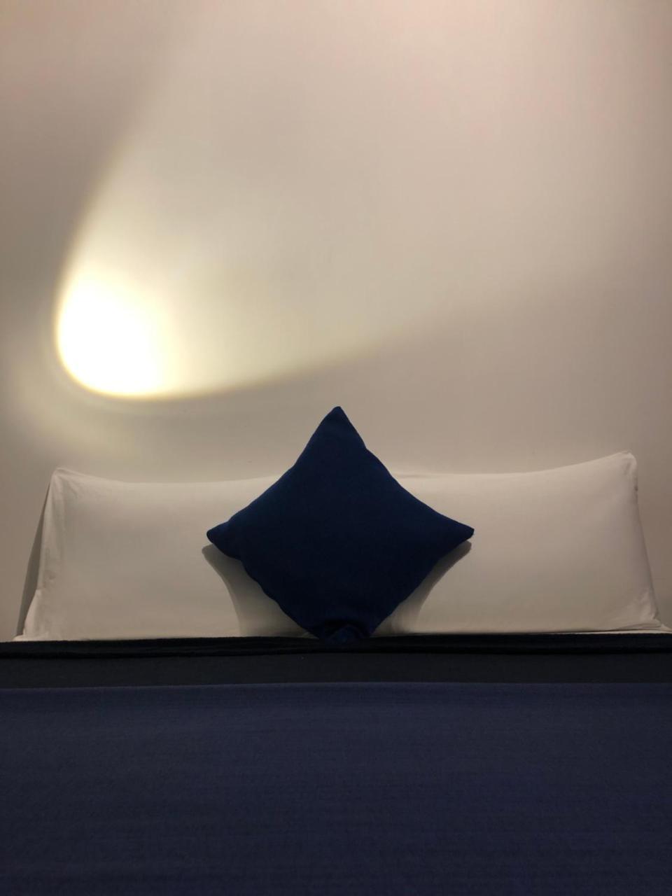 Smln Rooms & Suites Napoli Bagian luar foto